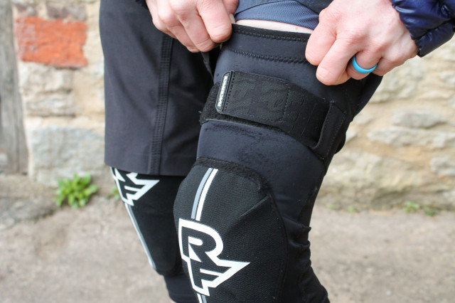 Race Face Indy D30 Knee Guards - Cycling News | off-road.cc